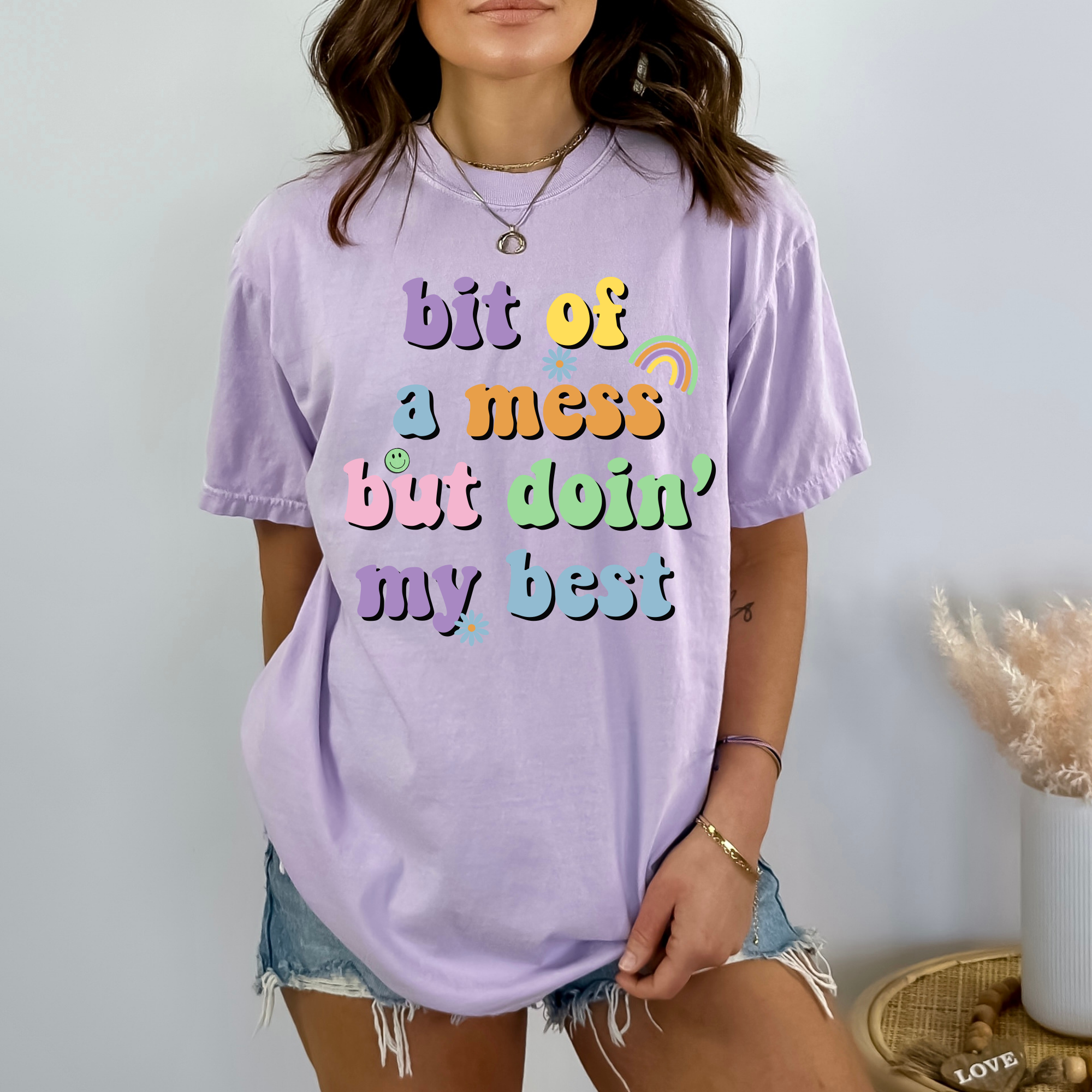 A BIT OF A MESS TEE